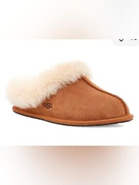 UGG Women's Moraene Chestnut Suede  Sheepskin Clog Slippers 7